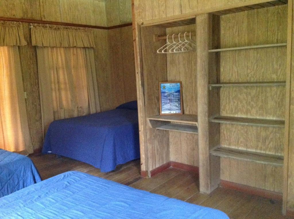Half Moon Resort (Adults Only) West End Exteriör bild